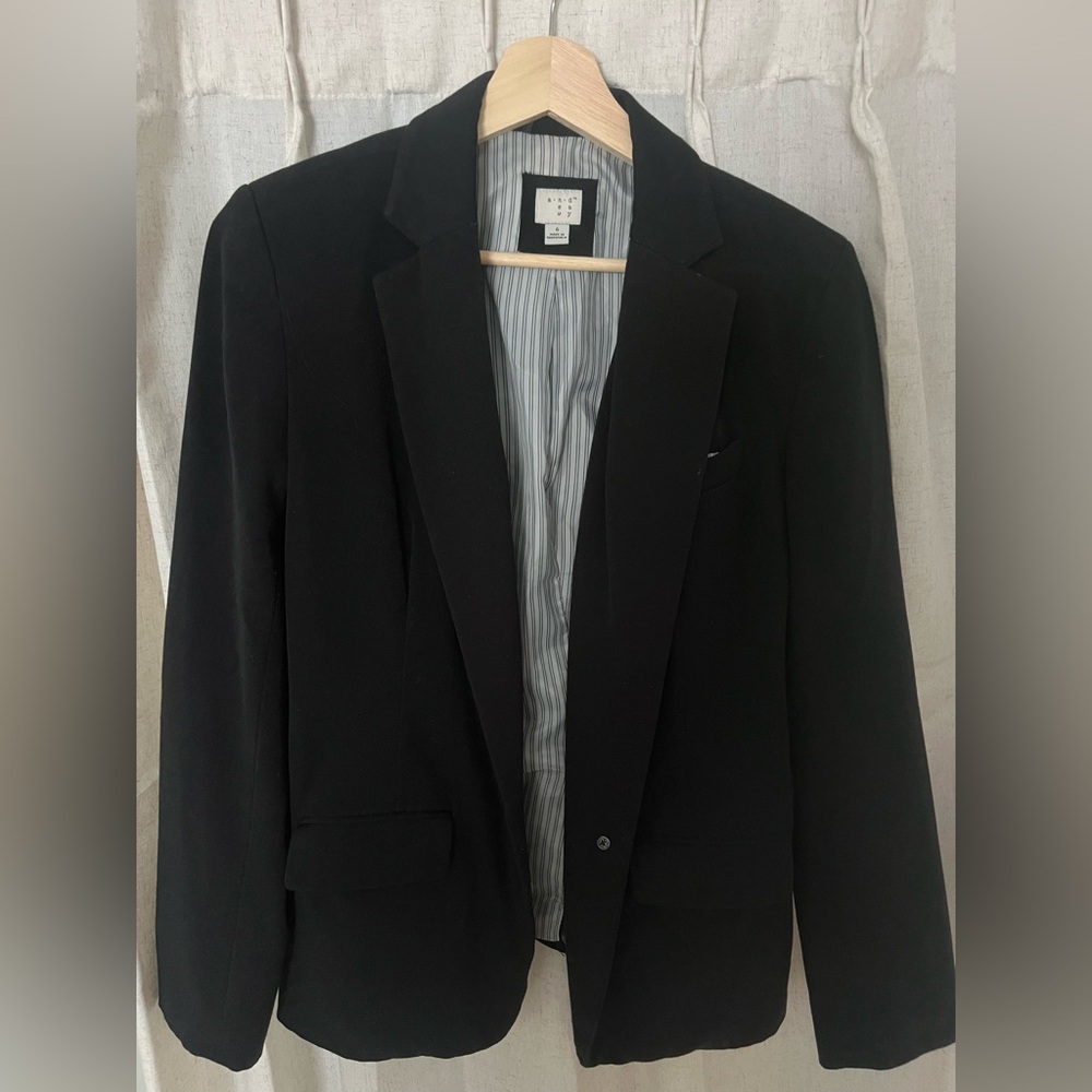 Classic Chic Black Blazer